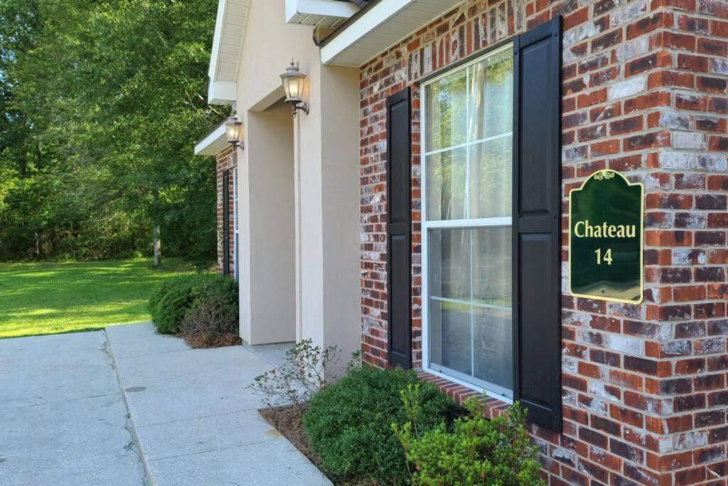 Chateau 14 Hammond Bagian luar foto